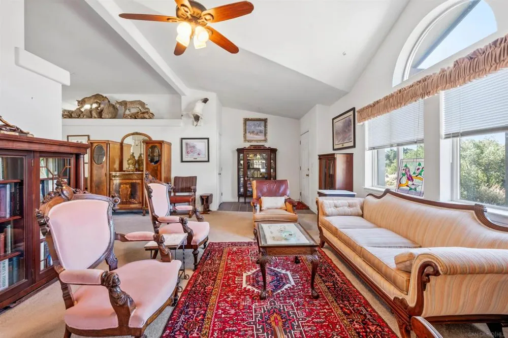 39506 S Clement St. Boulevard, CA 91905