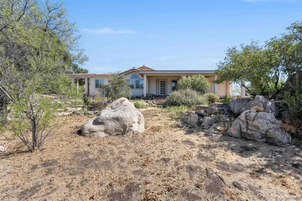 39506 S Clement St. Boulevard, CA 91905