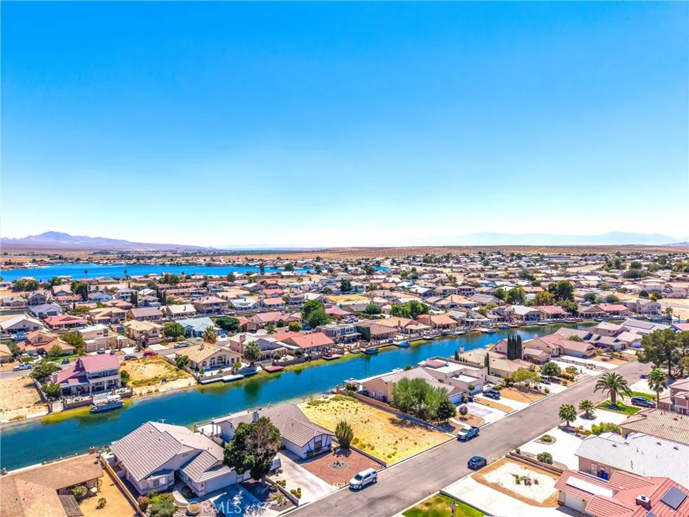 14441 Ironsides Helendale, CA 92342