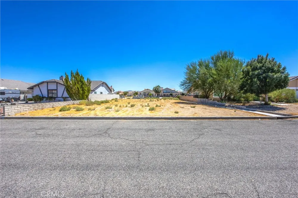 14441 Ironsides Helendale, CA 92342