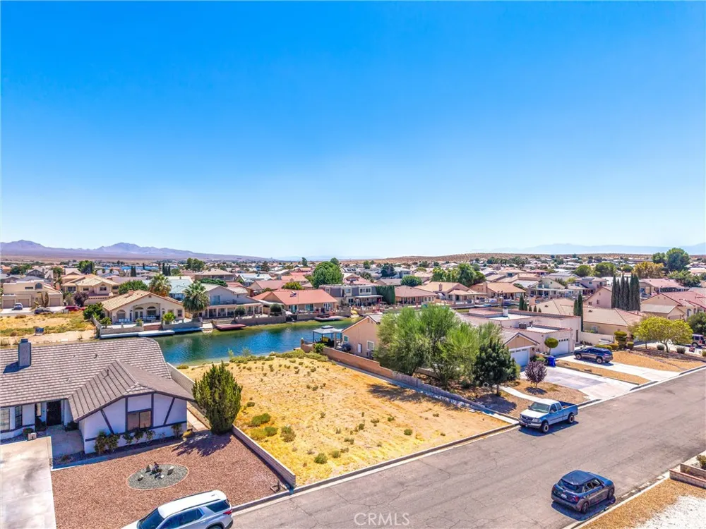 14441 Ironsides Helendale, CA 92342
