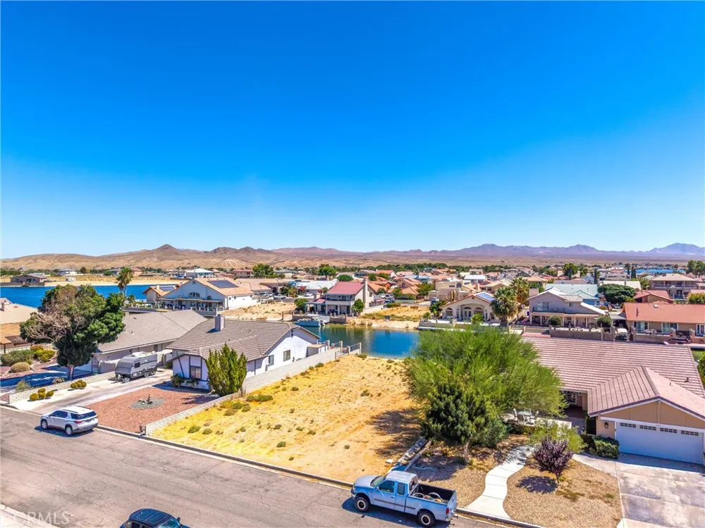 14441 Ironsides Helendale, CA 92342