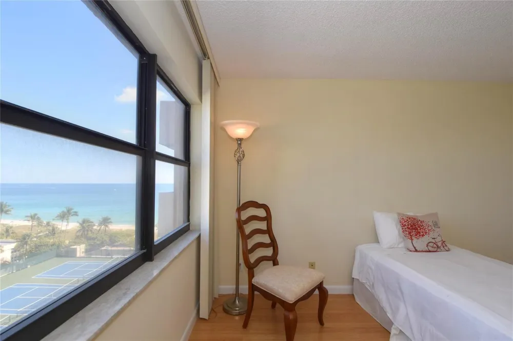 5100 OCEAN BOULEVARD #1004 Lauderdale By The Sea, FL 33308