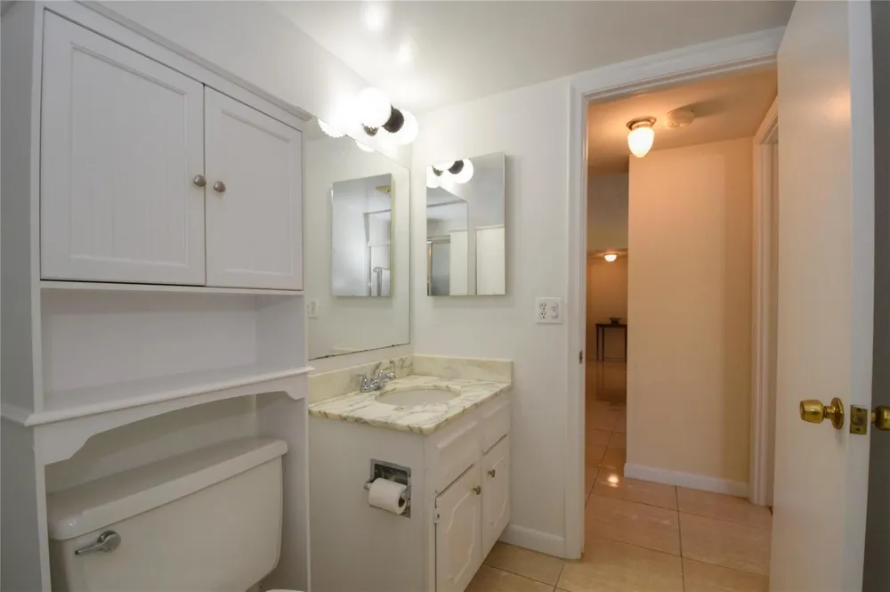 5100 OCEAN BOULEVARD #1004 Lauderdale By The Sea, FL 33308