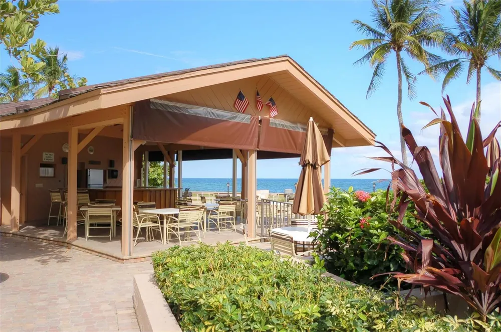 5100 OCEAN BOULEVARD #1004 Lauderdale By The Sea, FL 33308