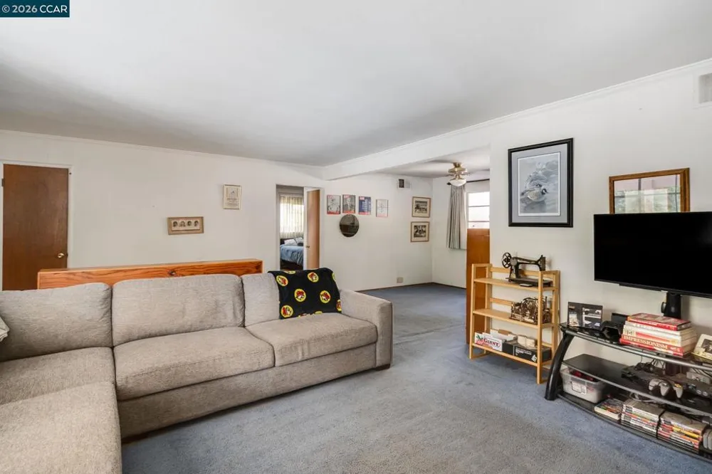 5613 Likins Ave Martinez, CA 94553