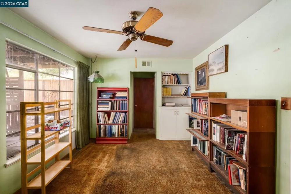 5613 Likins Ave Martinez, CA 94553