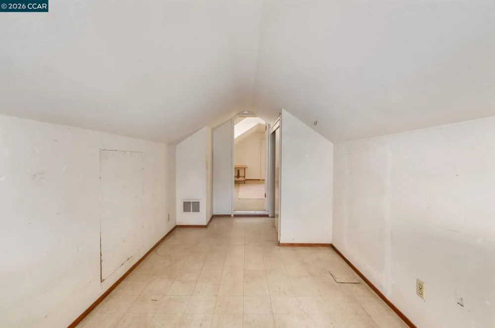 5613 Likins Ave Martinez, CA 94553