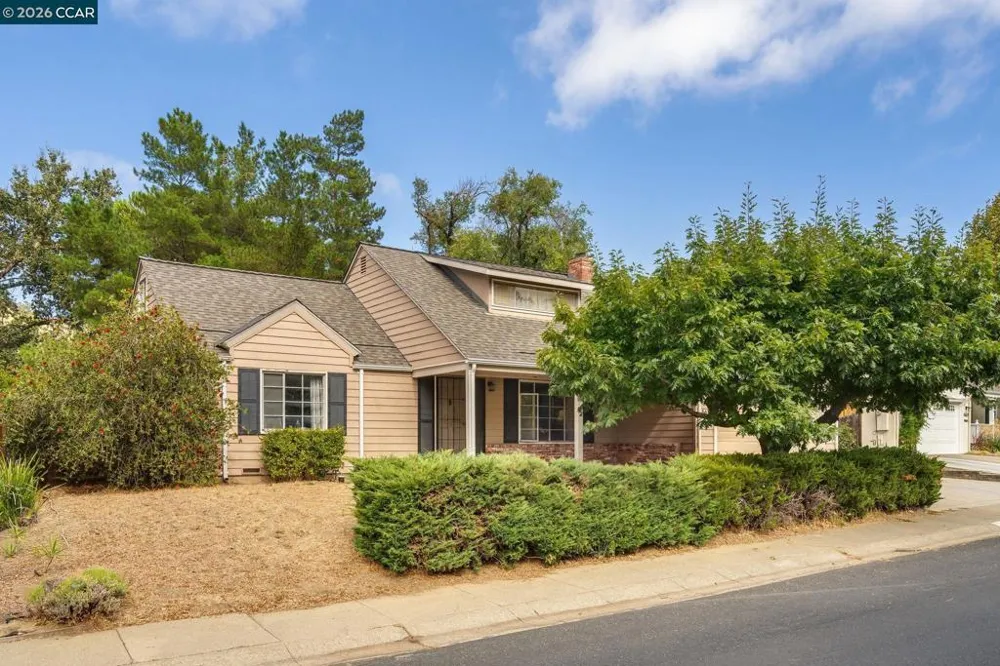 5613 Likins Ave Martinez, CA 94553