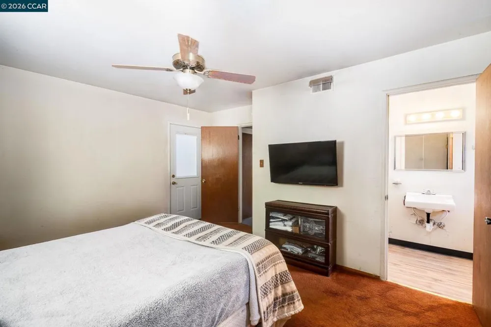 5613 Likins Ave Martinez, CA 94553