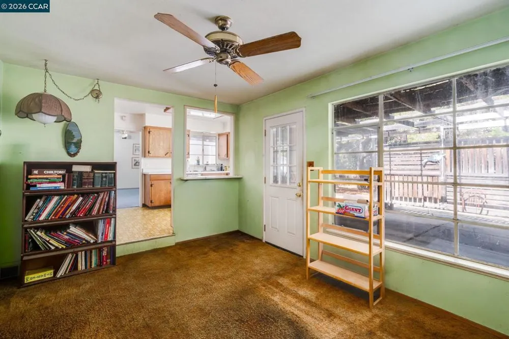 5613 Likins Ave Martinez, CA 94553