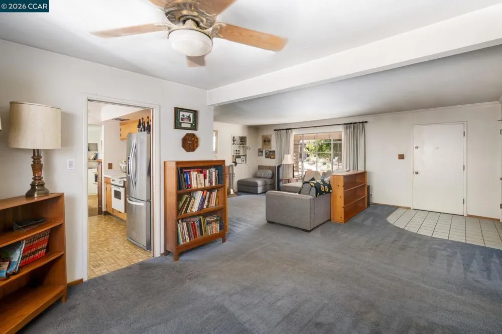 5613 Likins Ave Martinez, CA 94553