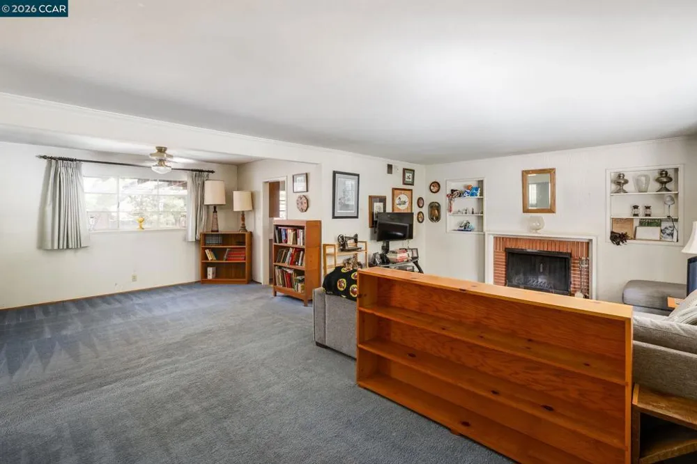 5613 Likins Ave Martinez, CA 94553