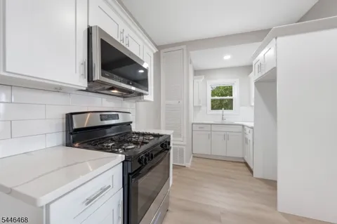 59 Henry St #C3 Unit C3