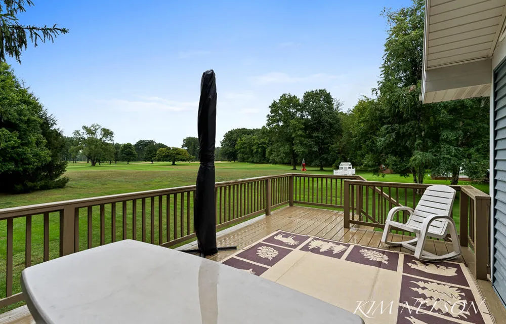 5280 Scenic Drive Whitehall, MI 49461