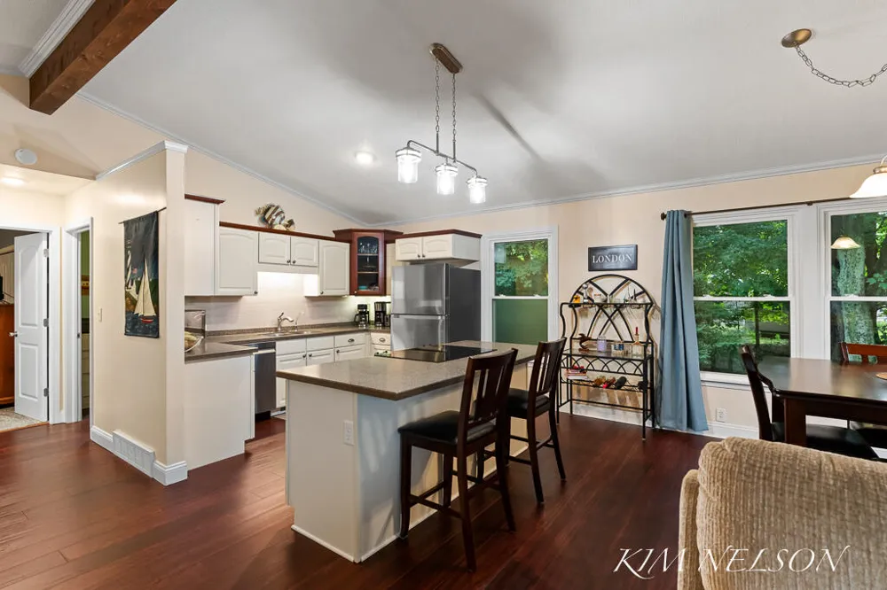 5280 Scenic Drive Whitehall, MI 49461