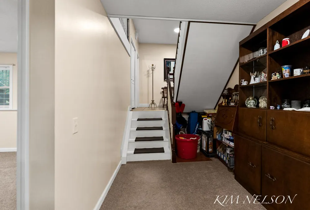 5280 Scenic Drive Whitehall, MI 49461