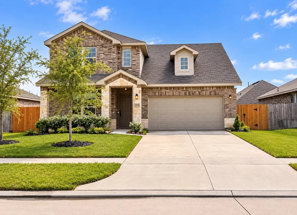 4715 Mustang Run Dr Rosenberg, TX 77469