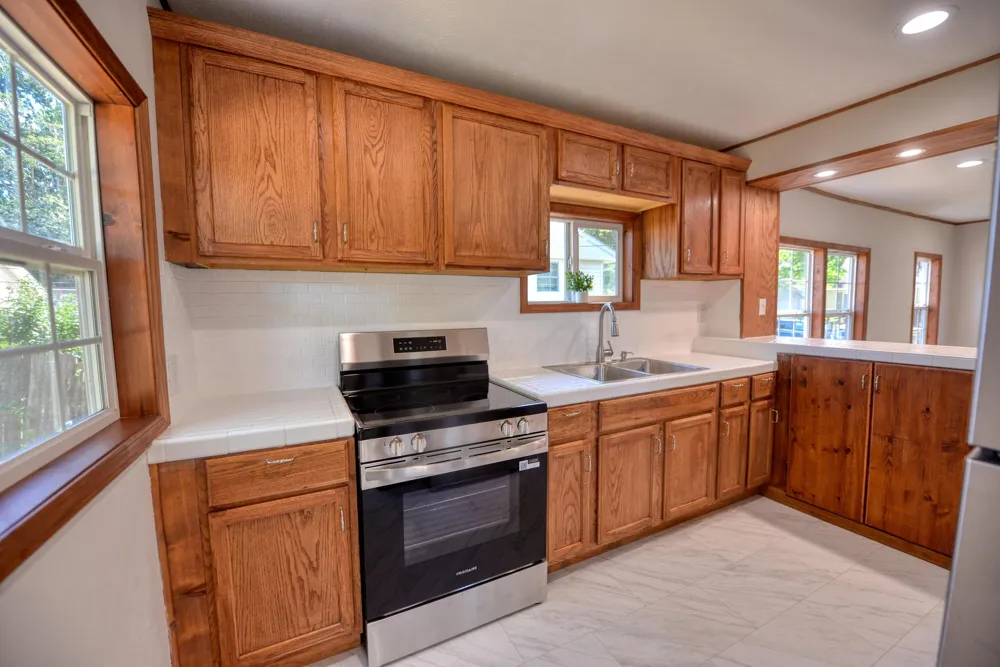 1621 Maple Street Niles City, MI 49120