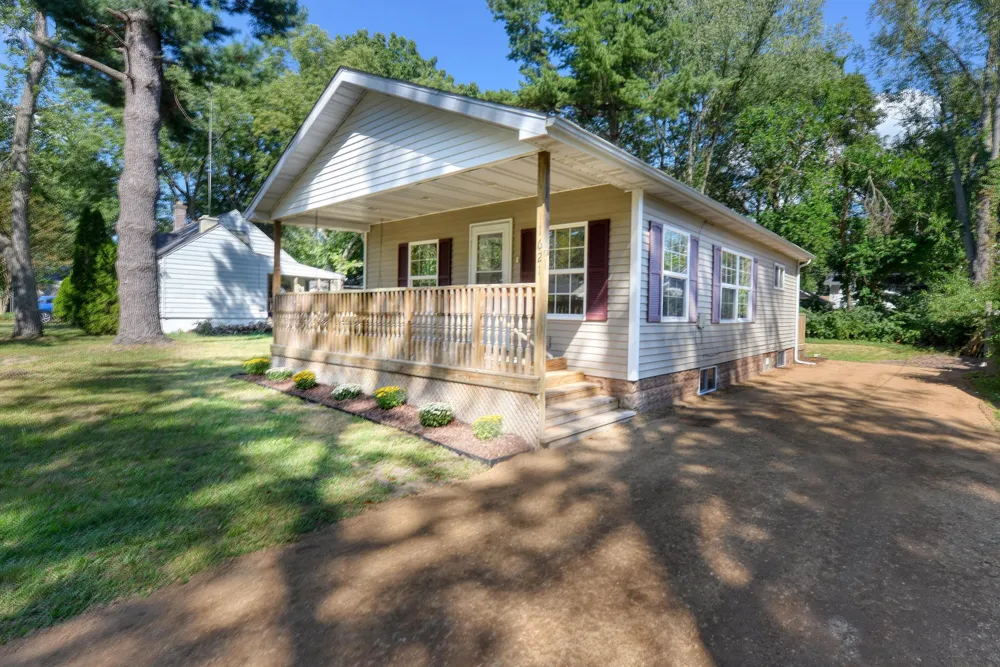 1621 Maple Street Niles City, MI 49120