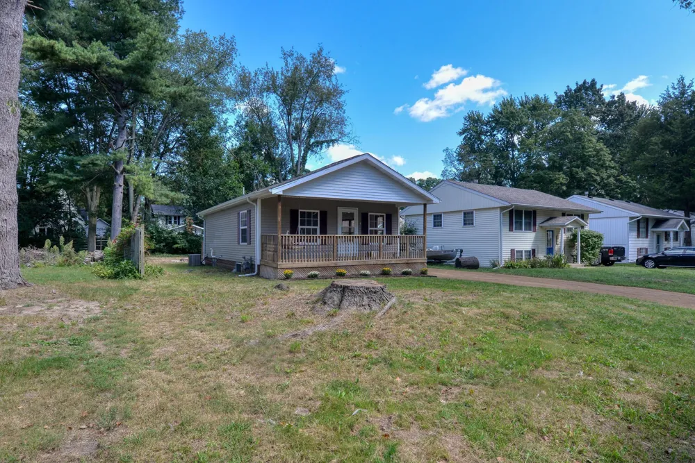 1621 Maple Street Niles City, MI 49120
