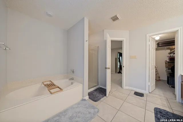 8622 Park Olympia Universal City, TX 78148