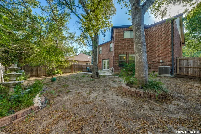 8622 Park Olympia Universal City, TX 78148