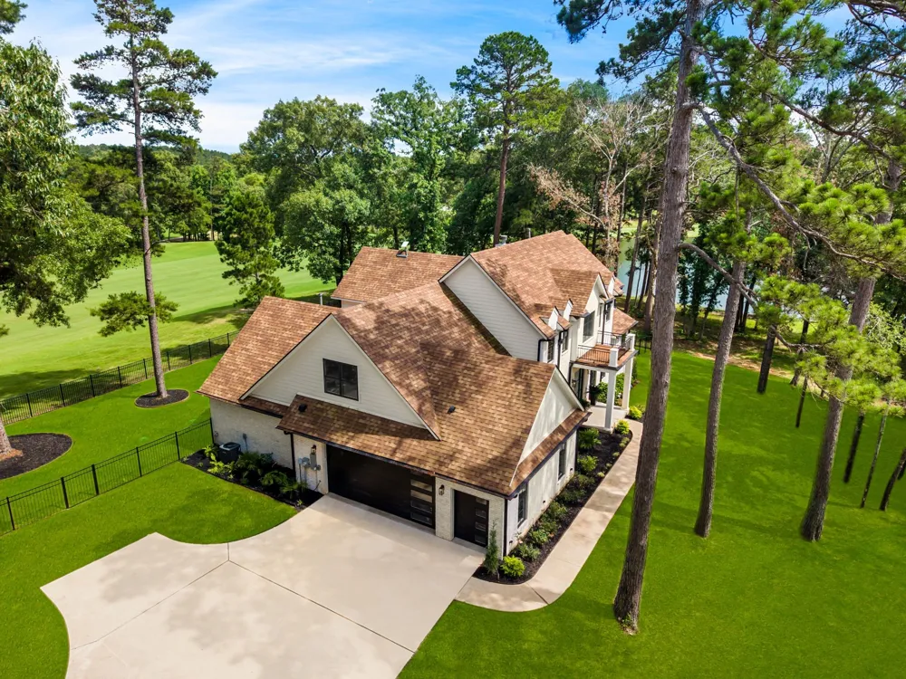 1909 County Road 3506 Bullard, TX 75757