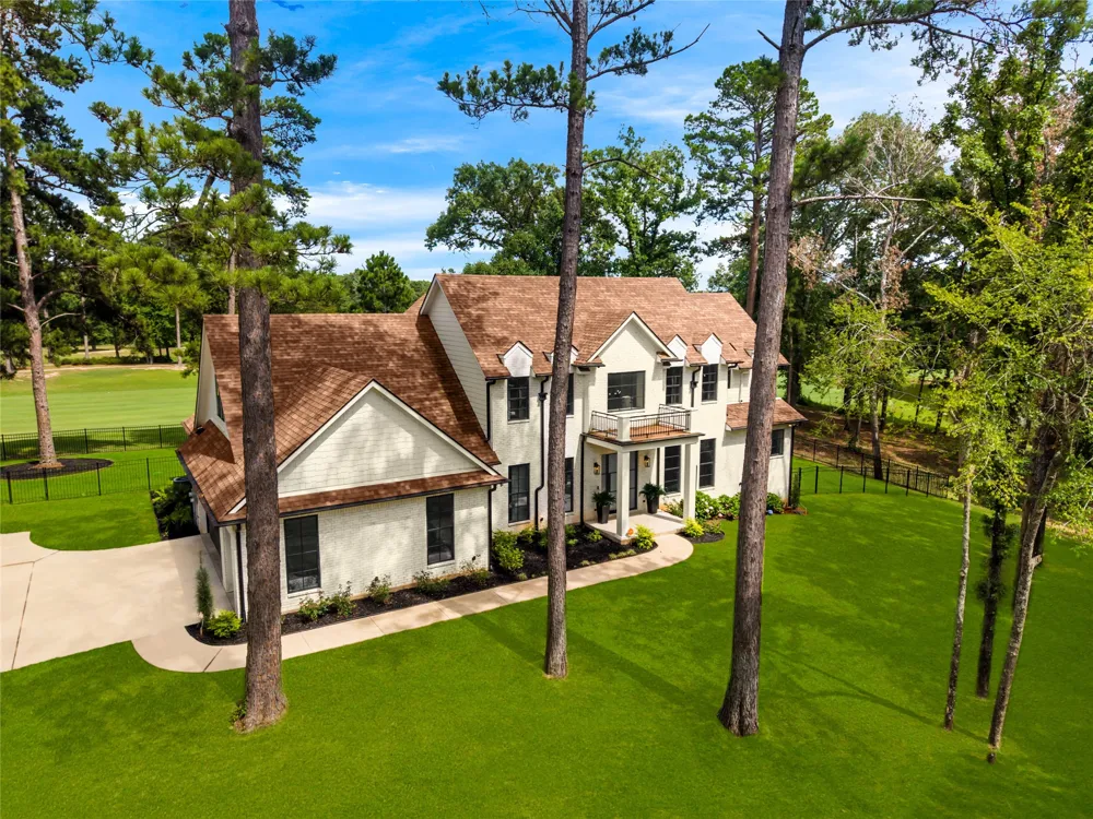 1909 County Road 3506 Bullard, TX 75757