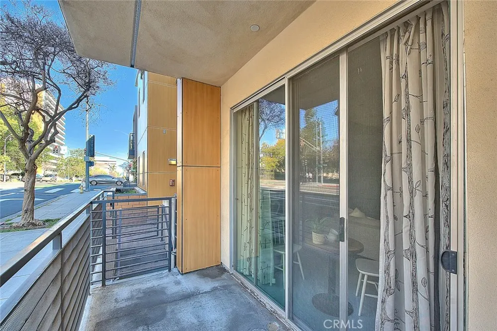 217 S Marengo Pasadena, CA 91101