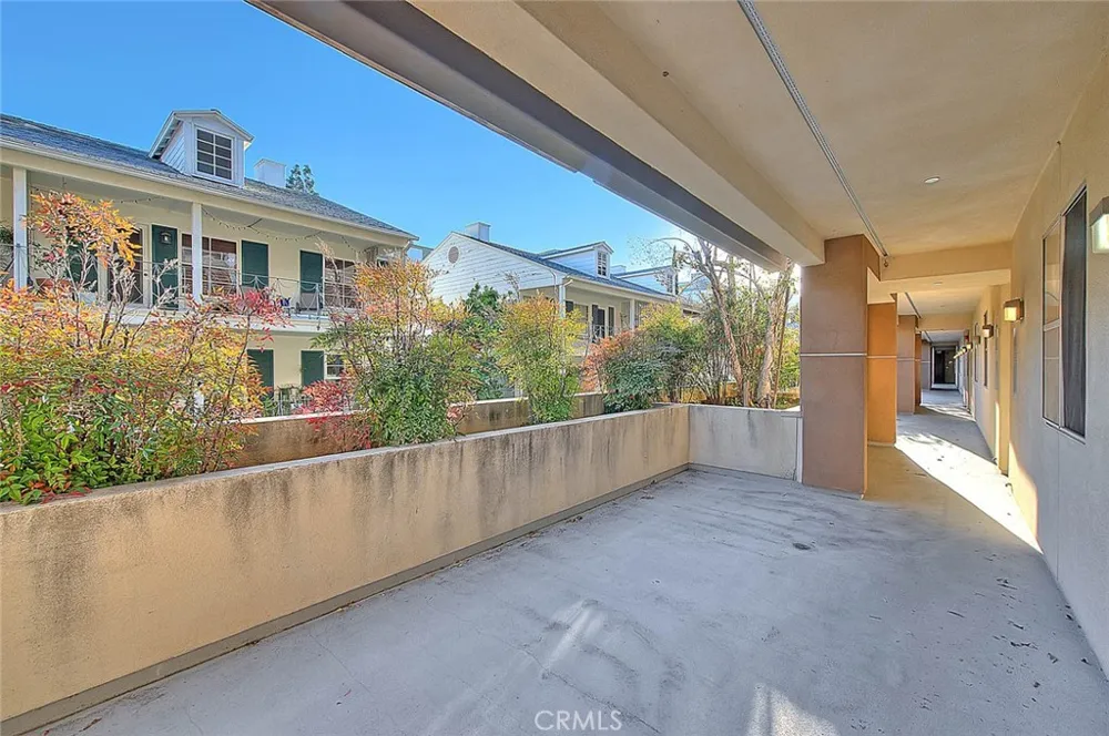 217 S Marengo Pasadena, CA 91101