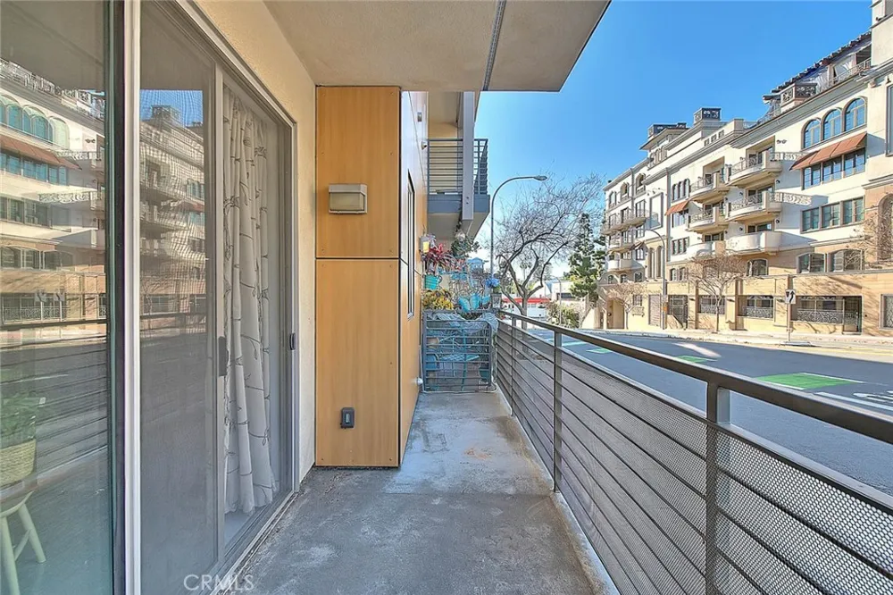 217 S Marengo Pasadena, CA 91101