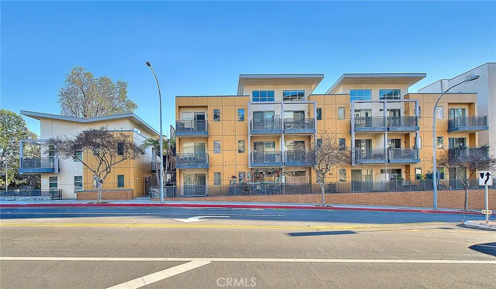 217 S Marengo Pasadena, CA 91101