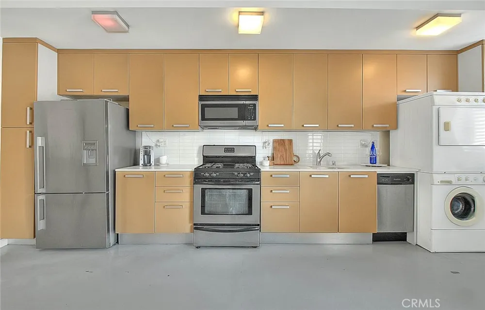 217 S Marengo Pasadena, CA 91101