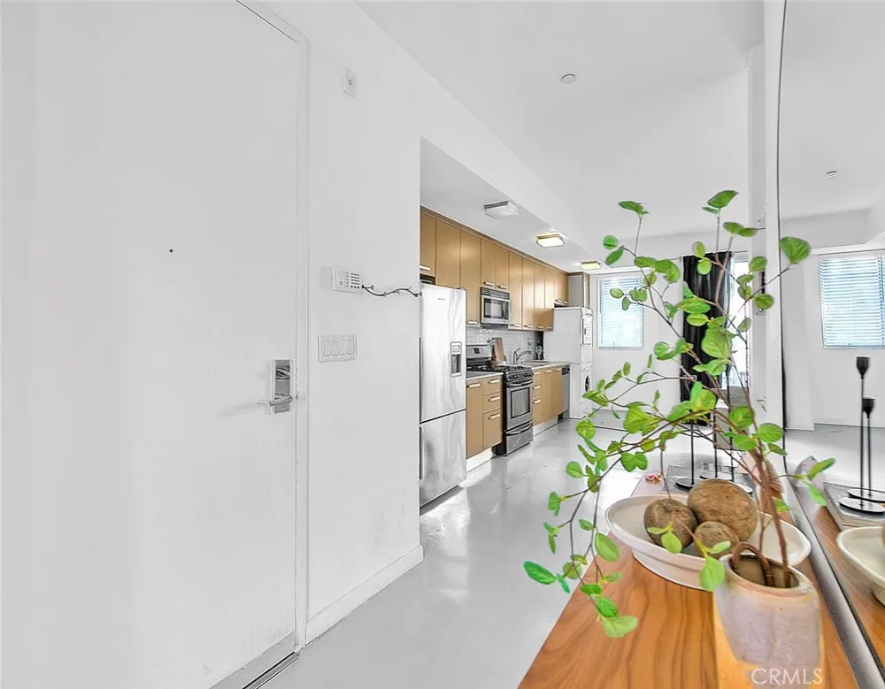217 S Marengo Pasadena, CA 91101