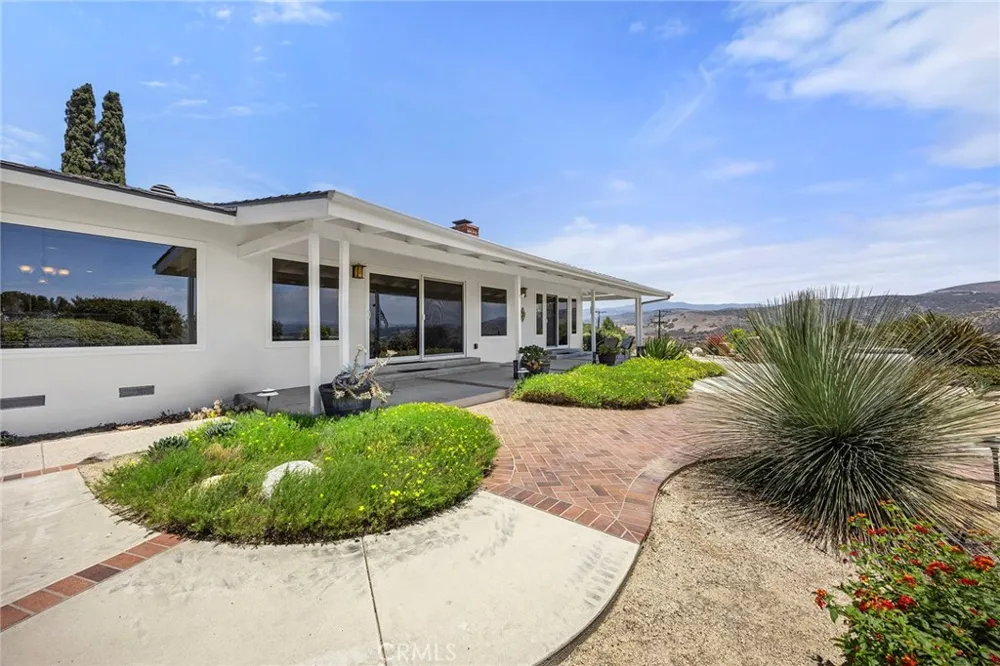 10311 Ladera Senda North Tustin, CA 92705