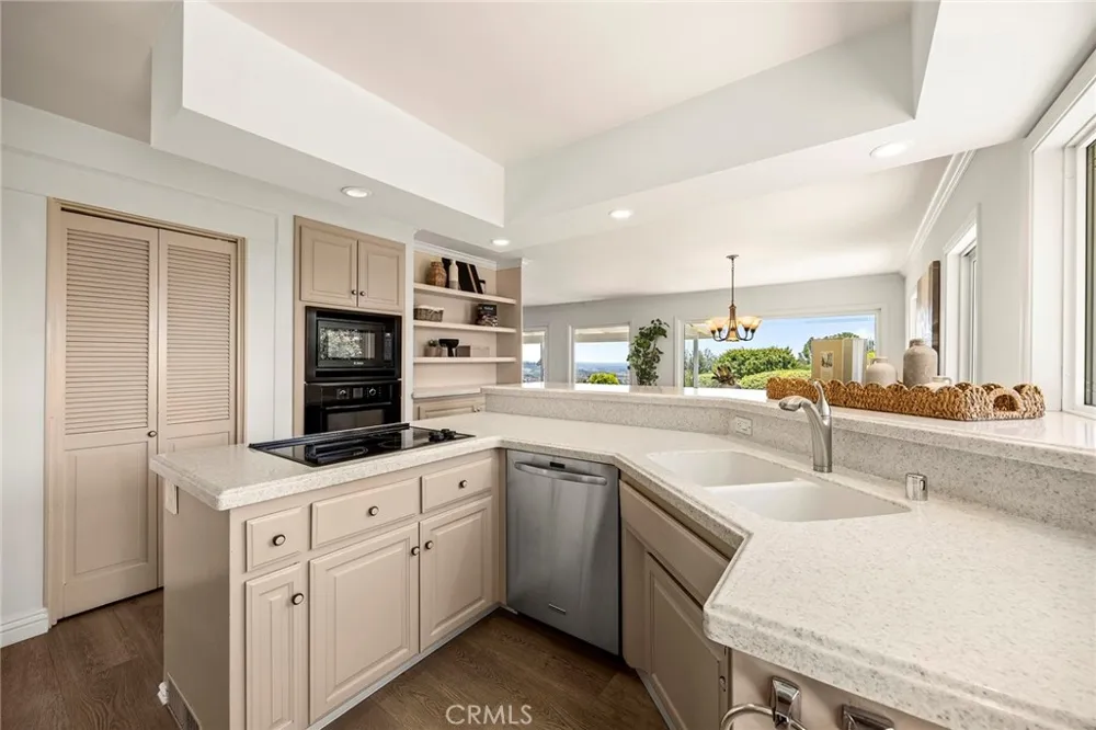 10311 Ladera Senda North Tustin, CA 92705