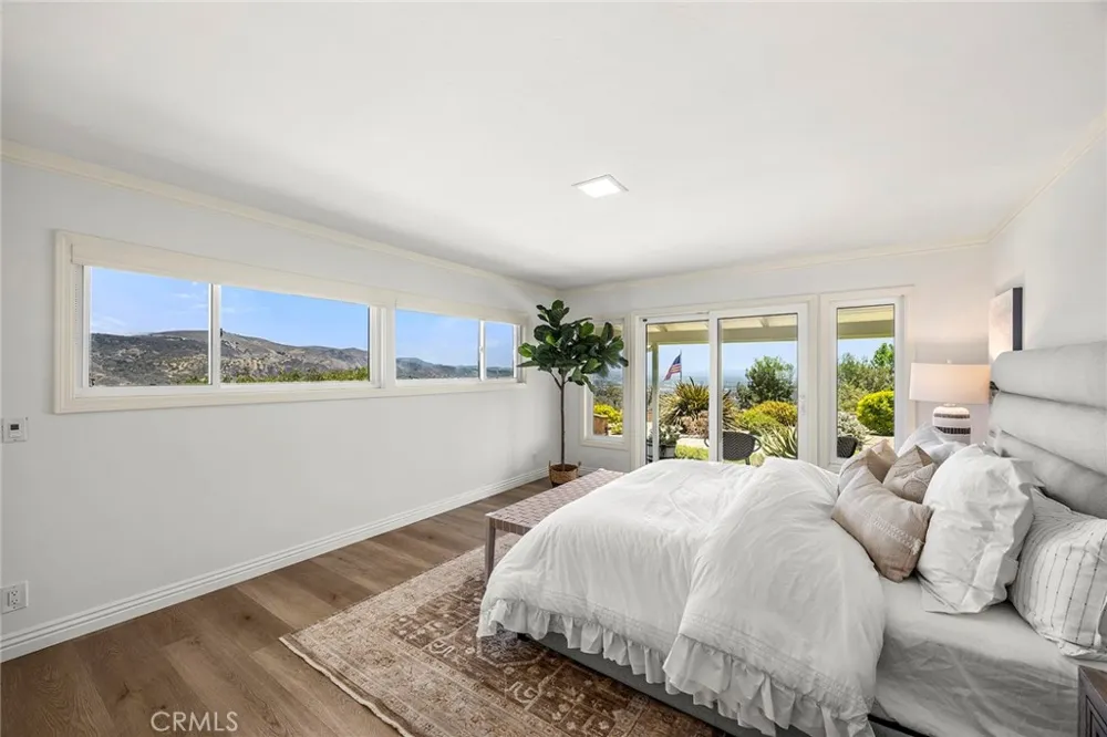 10311 Ladera Senda North Tustin, CA 92705