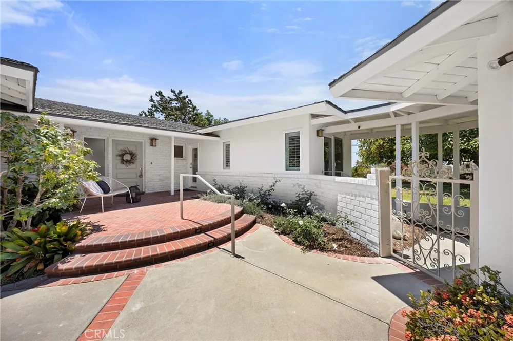 10311 Ladera Senda North Tustin, CA 92705