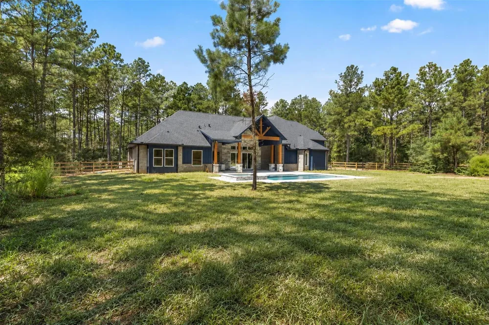 15646 Forest Grove Drive Willis, TX 77378