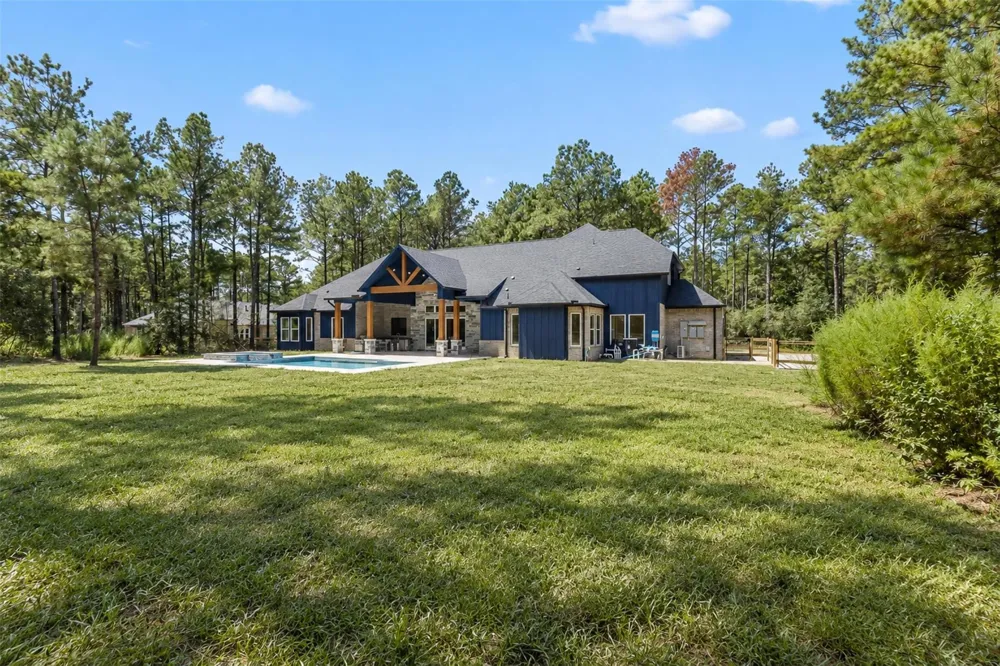 15646 Forest Grove Drive Willis, TX 77378