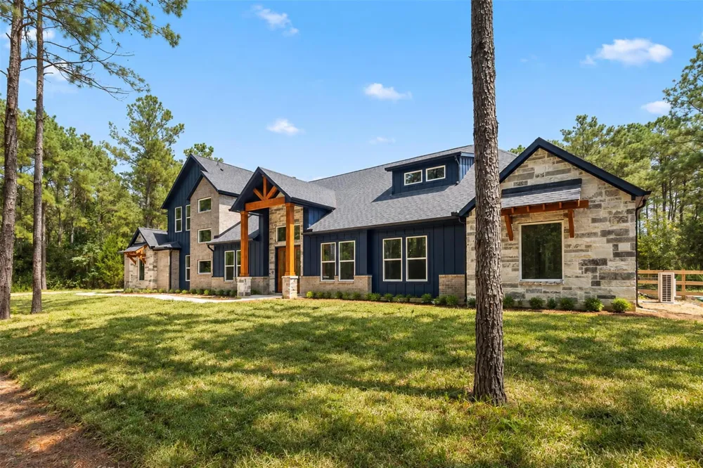 15646 Forest Grove Drive Willis, TX 77378