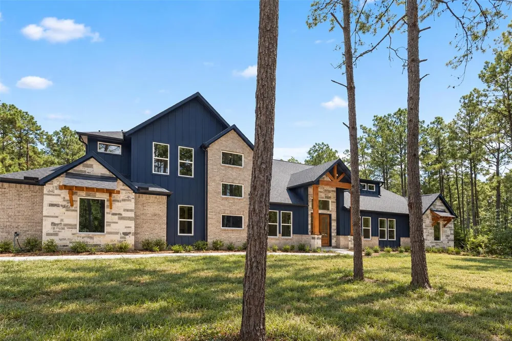 15646 Forest Grove Drive Willis, TX 77378