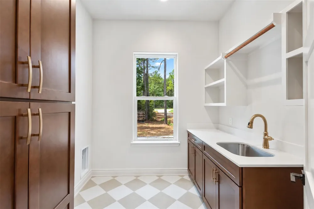 15646 Forest Grove Drive Willis, TX 77378