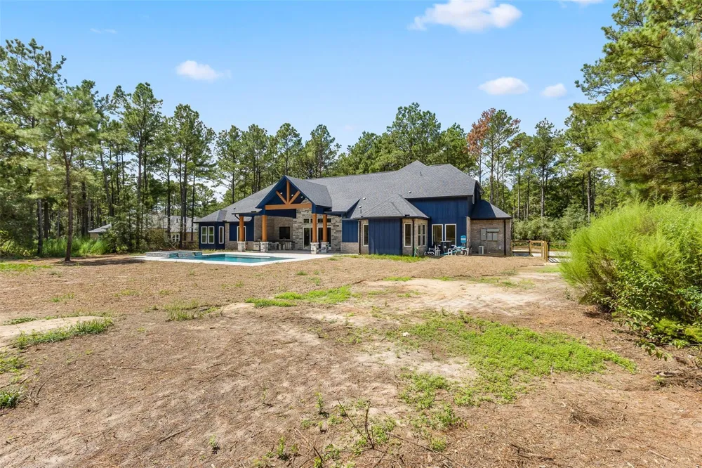 15646 Forest Grove Drive Willis, TX 77378
