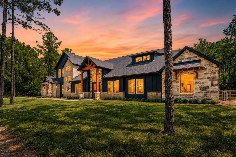 15646 Forest Grove Drive Willis, TX 77378