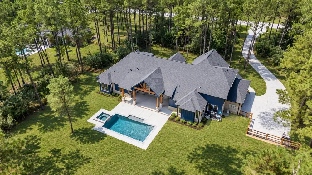 15646 Forest Grove Drive Willis, TX 77378