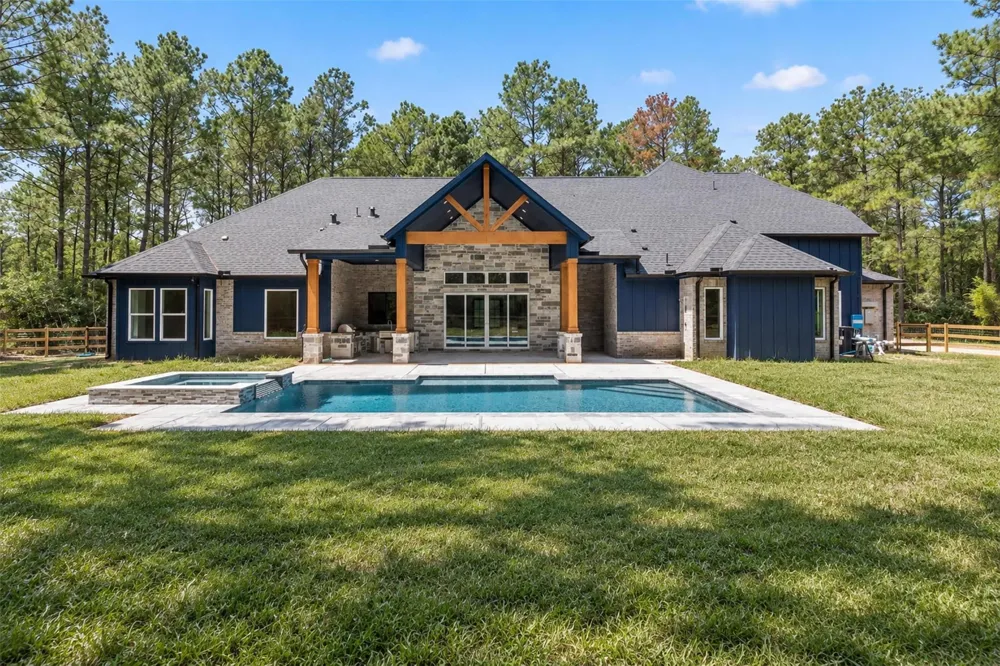 15646 Forest Grove Drive Willis, TX 77378