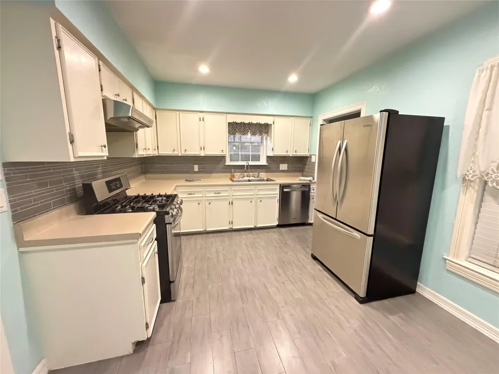 5231 Leeland Street Houston, TX 77023