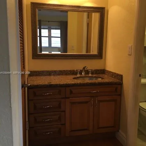 7450 Miami Lakes Dr #C206 Miami Lakes, FL 33014